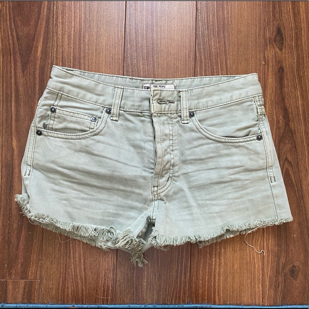 Free People Light Green Denim jeans Shorts, size 24